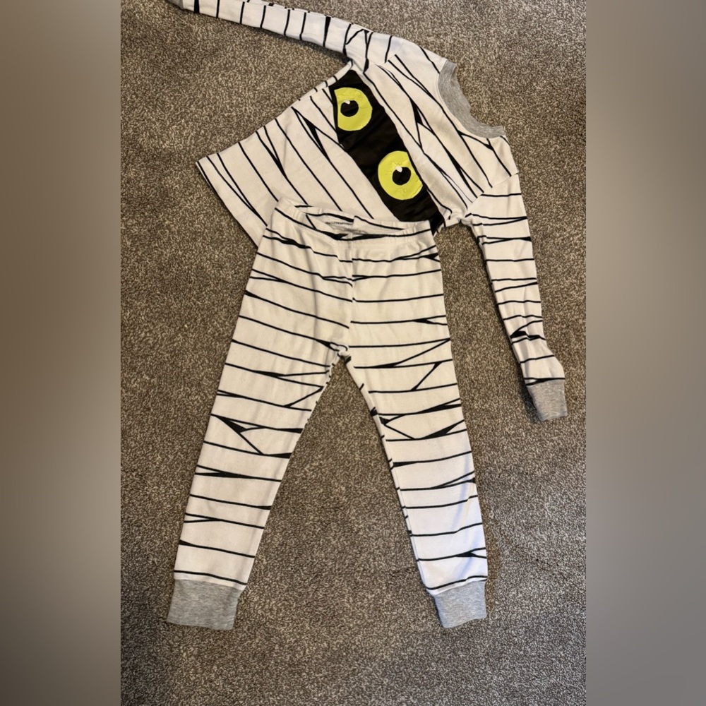 Carter’s Halloween Mummy pajamas set 3T 3 Toddler Boys PJs Jammies